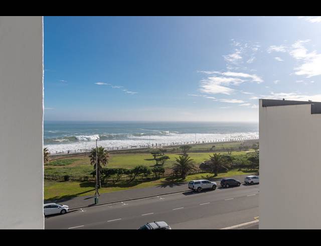 1 BEDROOM RETIREMENT UNIT TO LET IN MOUILLE POINT